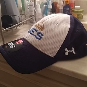 Fitted hat